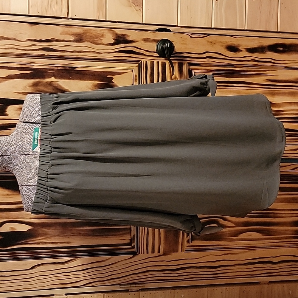 Express Off Shoulder Shift Dress